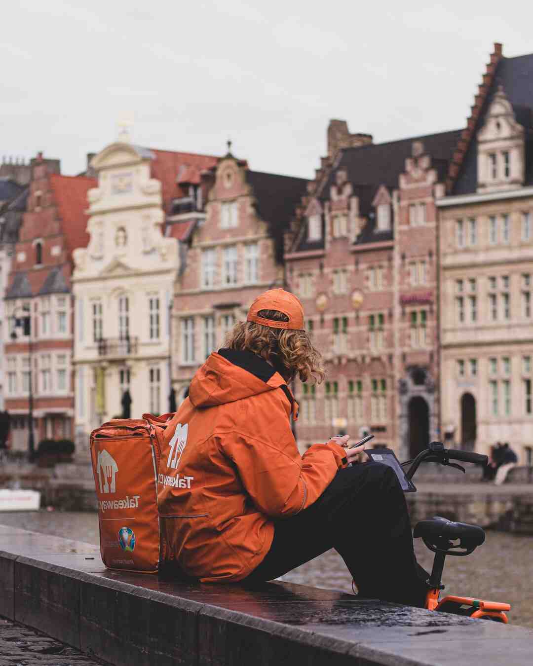 Comment utiliser l'application Uber Eats livreur ?