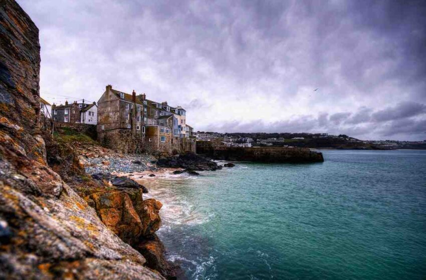 Où se trouve l'île Sainte-lucie ?