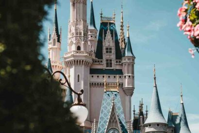 Thumbnail for Tablier de cuisine disney