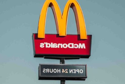 Thumbnail for Comment se faire livrer un McDonald&rsquo;s ?