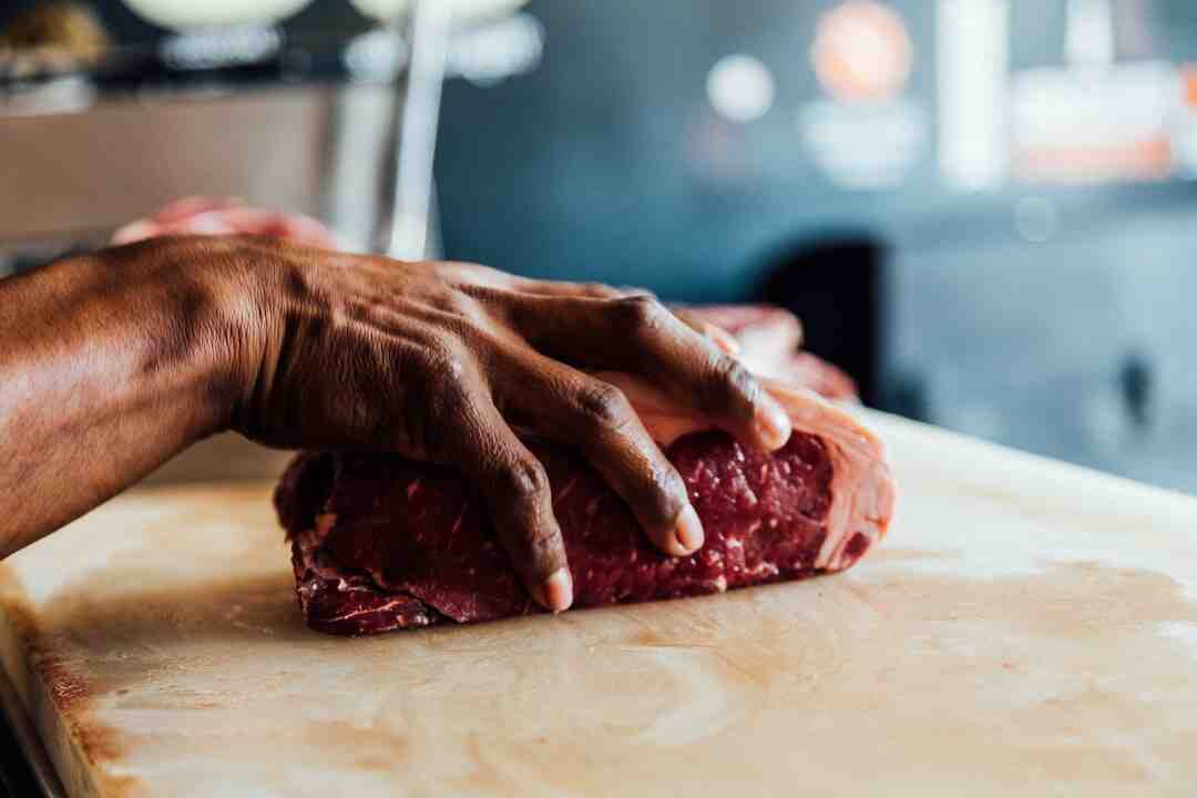 Comment faire cuire de la viande à la poêle ?