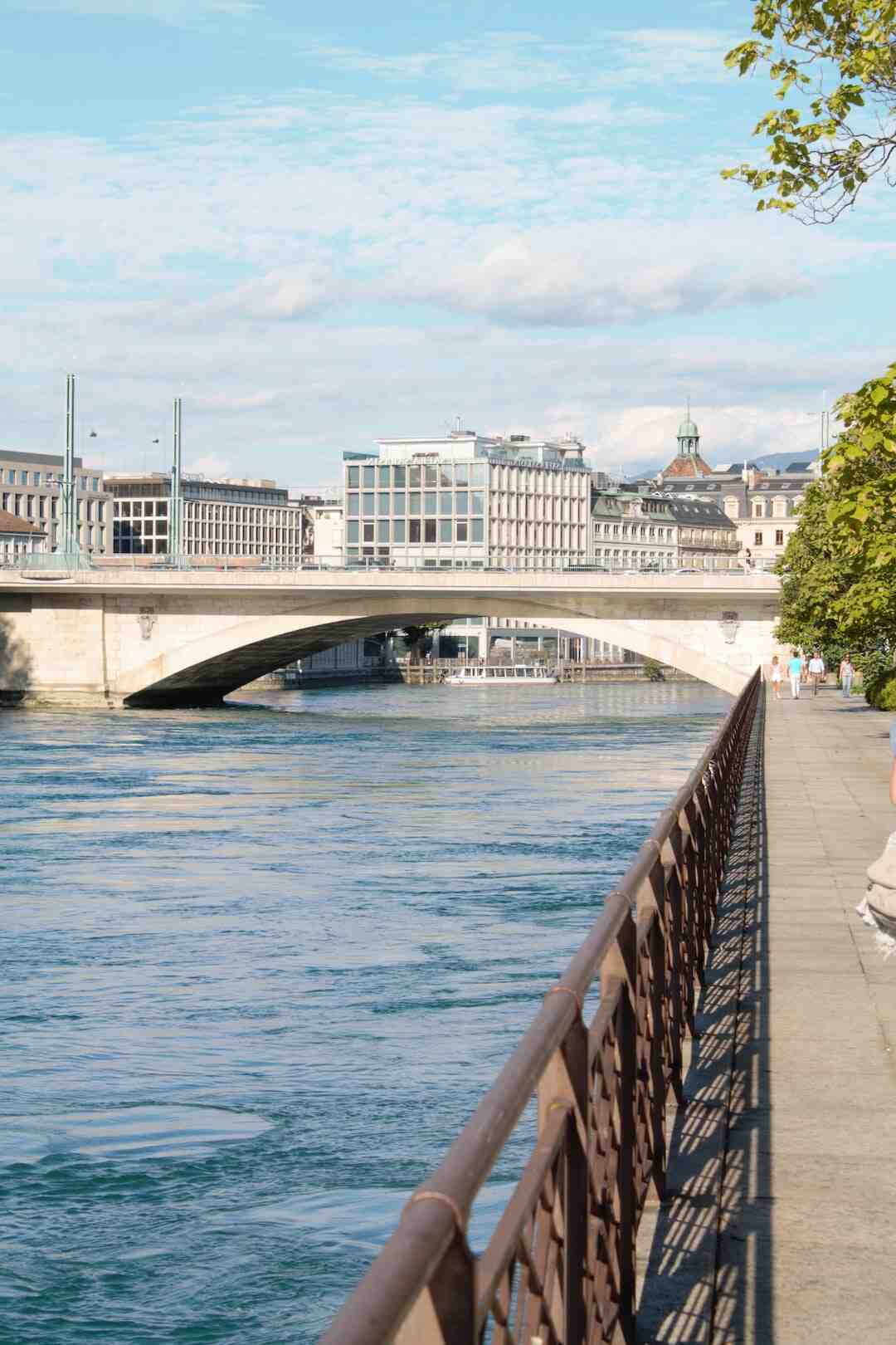Pourquoi le Ricard est moins cher en Espagne ?