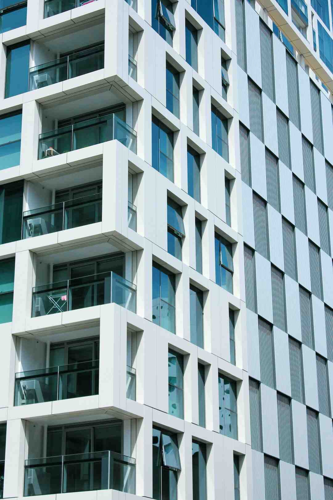 Puis-je recevoir des clients à mon domicile ?