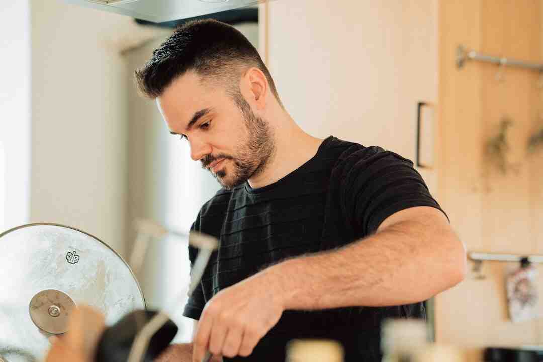Quelle distance entre la hotte et la plaque de cuisson ?